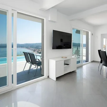 Exquisite Corfu Retreat 3 Bedrooms Lucas Panoramic Sea Views